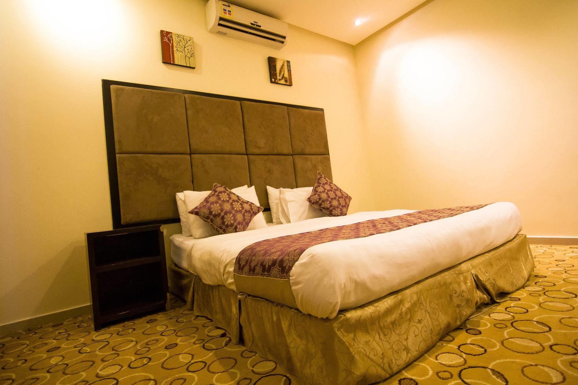 Almakan Suites 101 Riyadh Luaran gambar