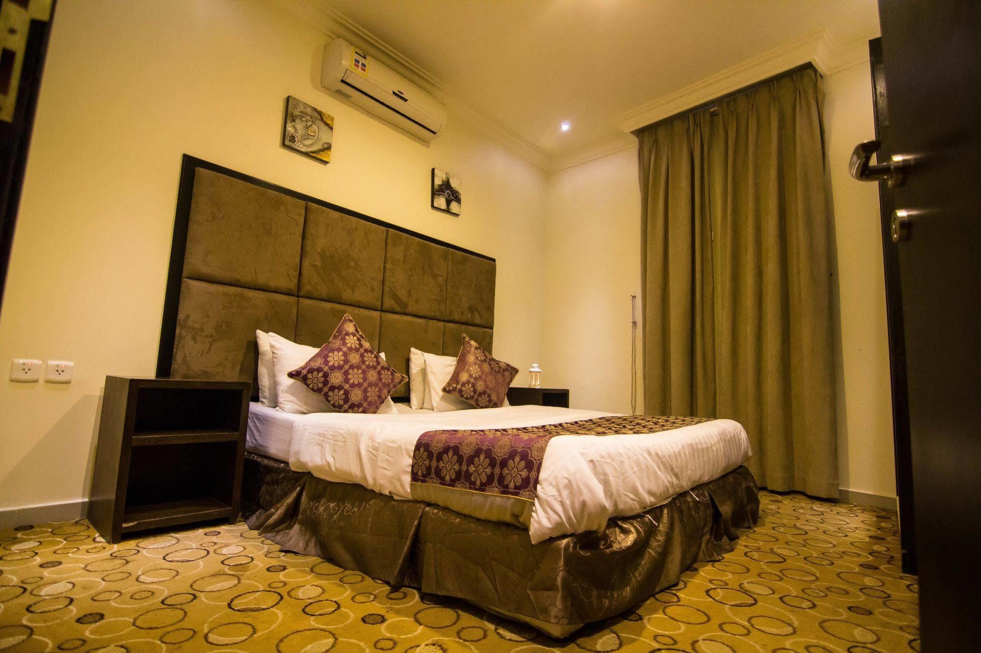 Almakan Suites 101 Riyadh Luaran gambar